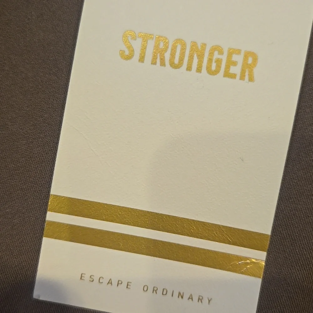 New Stronger Label "The Signature One" Falcon Gold Leggings - Picture 6 of 12